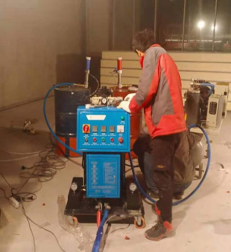 聚氨酯噴涂冷庫(kù)保溫